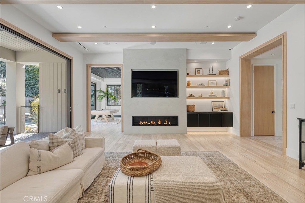 4050 Contera Road Encino, CA 91436 - Photo 29 of 60