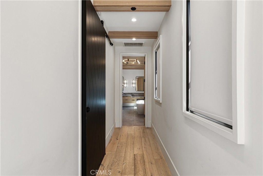 4050 Contera Road Encino, CA 91436 - Photo 39 of 60