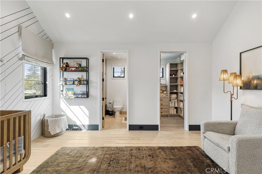 4050 Contera Road Encino, CA 91436 - Photo 45 of 60