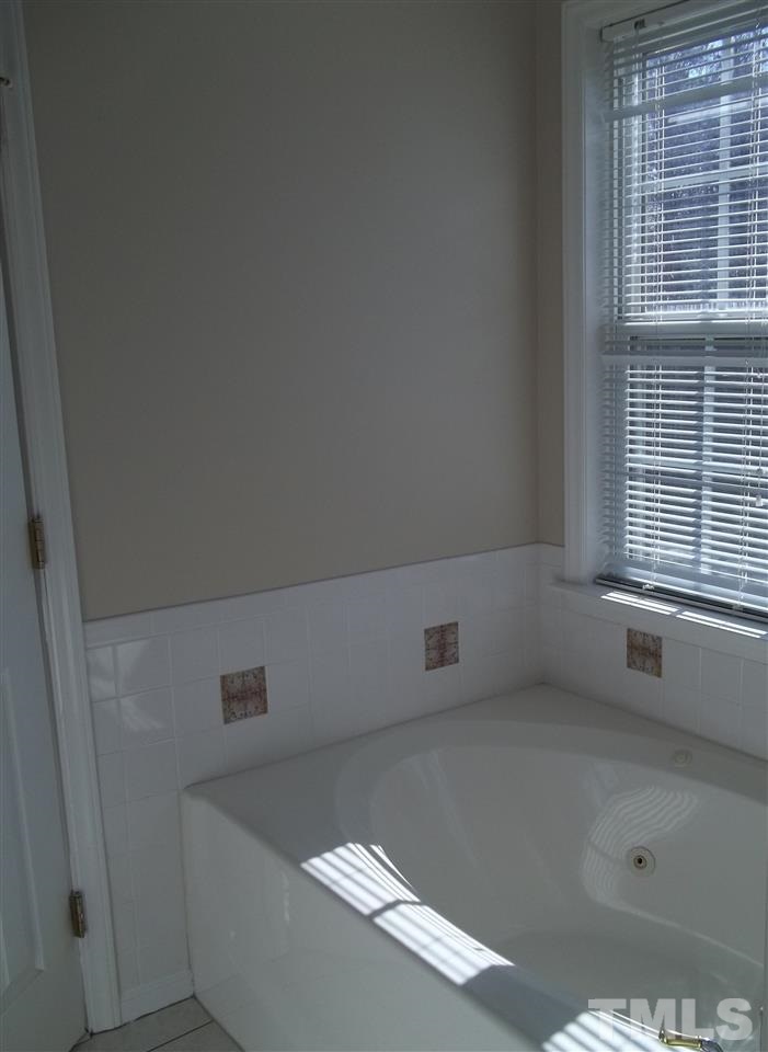 8204 Joyce Glow Court Raleigh, NC 27613 - Photo 21 of 25 Gallery Image 21