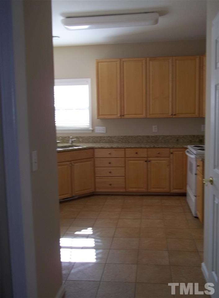 8204 Joyce Glow Court Raleigh, NC 27613 - Photo 8 of 25 Gallery Image 8