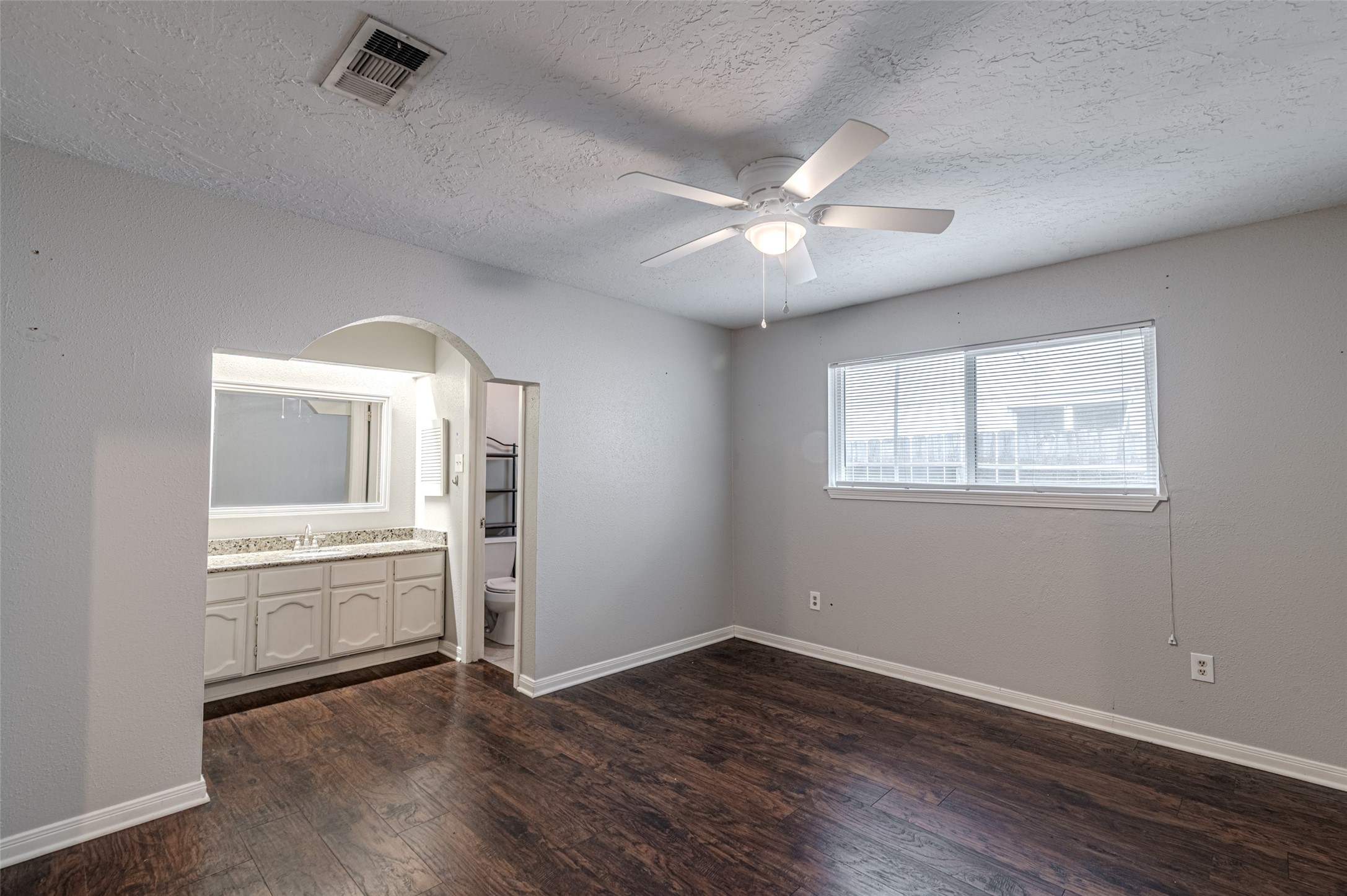 9702 Birsay Street Spring, TX 77379 - Photo 12 of 26