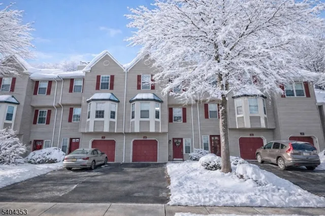 $332,900 | 127 Pinehurst Drive, Washington, NJ 07882