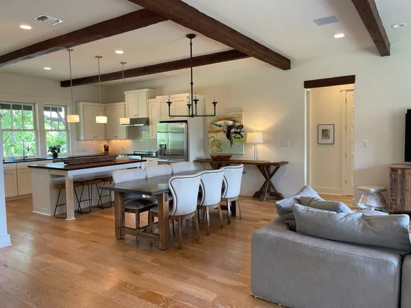 $5,200 | 2217 Sea Biscuit Cove, Unit 105, Spicewood, TX 78669