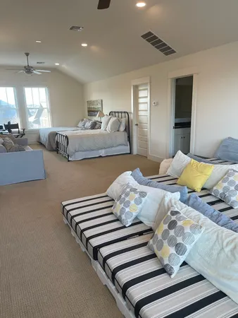 $5,200 | 2217 Sea Biscuit Cove, Unit 105, Spicewood, TX 78669