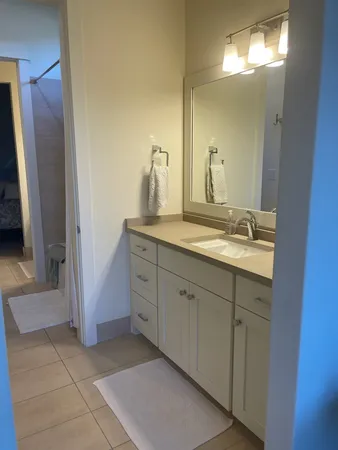 $5,200 | 2217 Sea Biscuit Cove, Unit 105, Spicewood, TX 78669