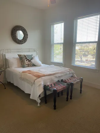 $4,900 | 2217 Sea Biscuit Cove, Unit 105, Spicewood, TX 78669