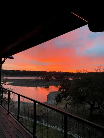 $5,200 | 2217 Sea Biscuit Cove, Unit 105, Spicewood, TX 78669