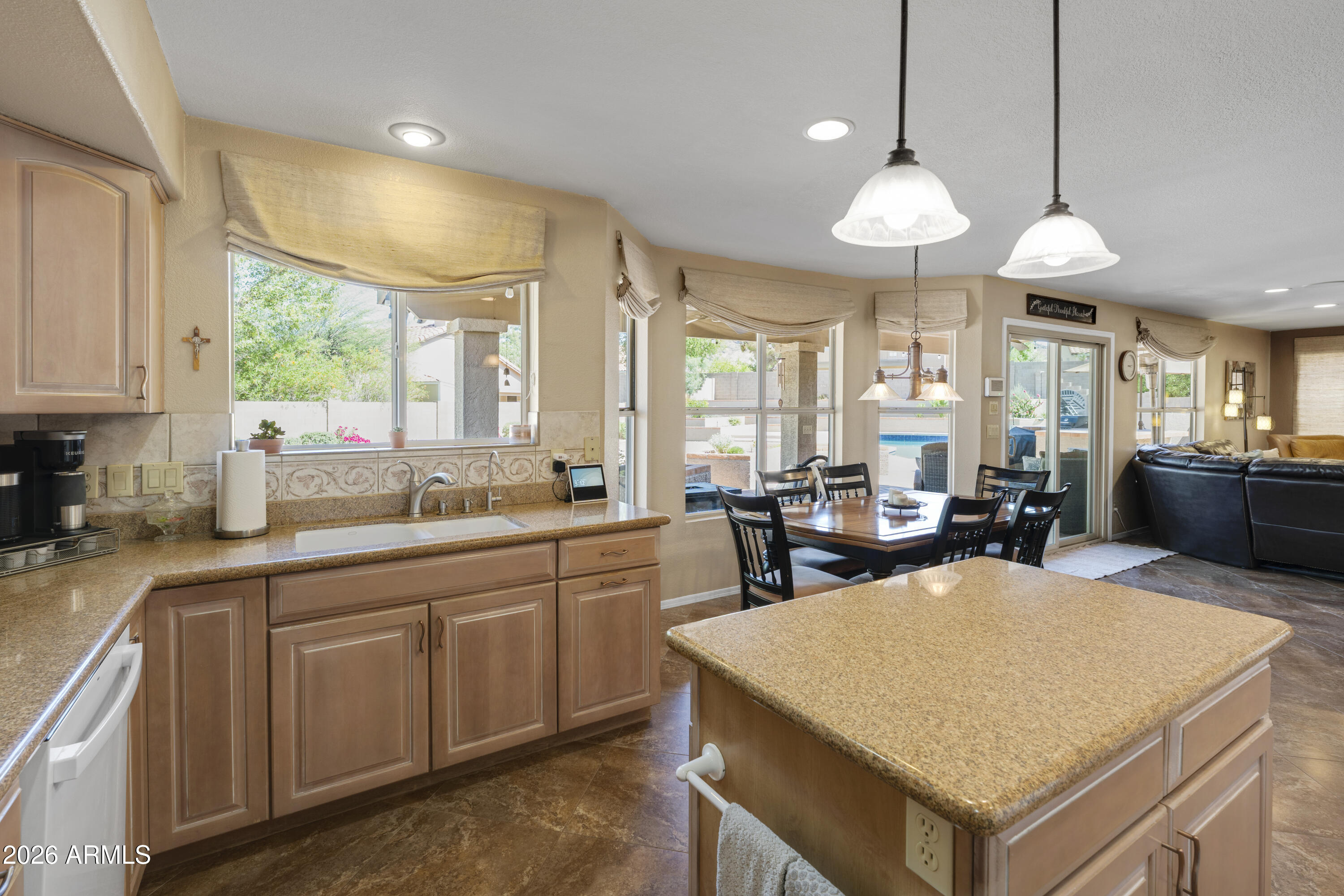1317 East Grandview Road Phoenix, AZ 85022 - Photo 9 of 59