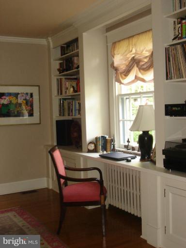 301 Cedarcroft Road Baltimore, MD 21212 - Photo 21 of 28 Living Room