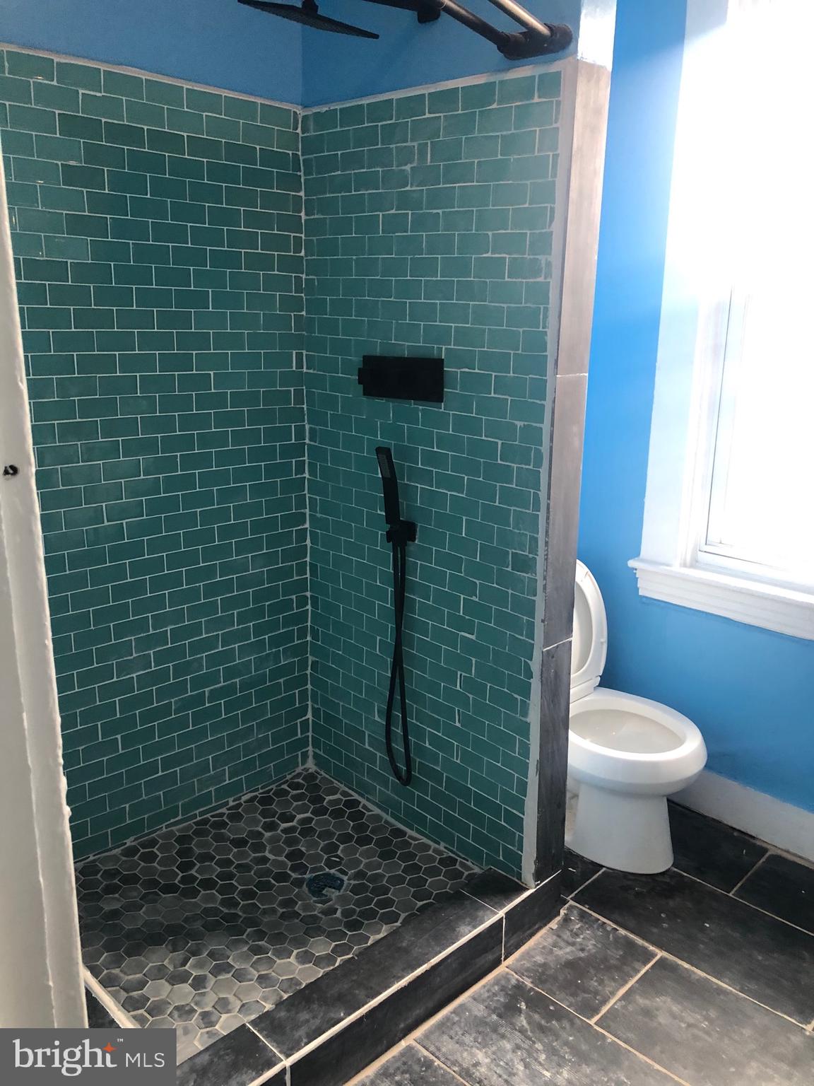 2907 Ridgewood Avenue Baltimore, MD 21215 - Photo 4 of 18 Gallery Image 4