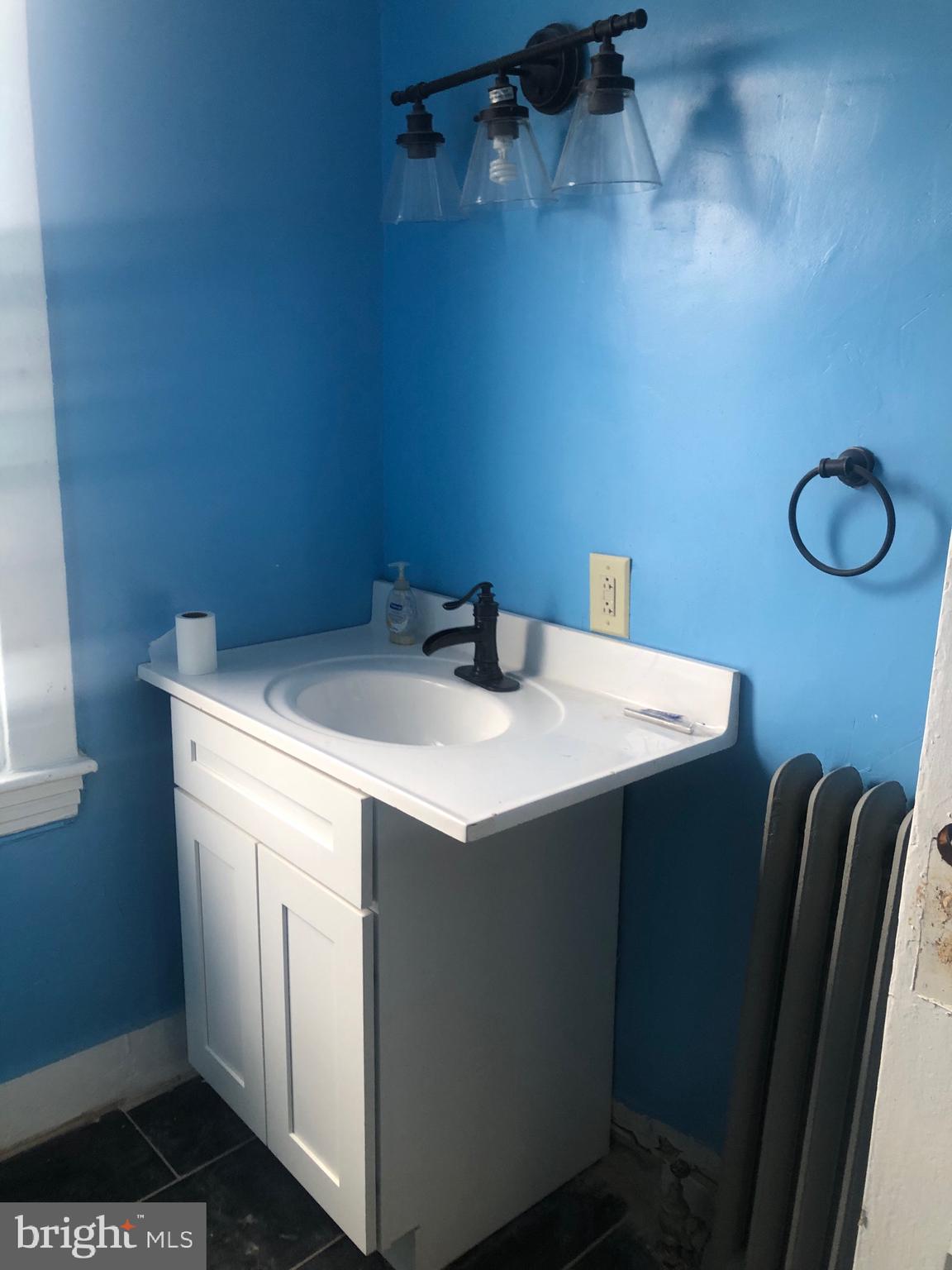 2907 Ridgewood Avenue Baltimore, MD 21215 - Photo 5 of 18 Gallery Image 5