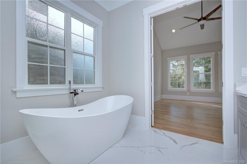 708 Beacon Knoll Lane Fort Mill, SC 29708 - Photo 17 of 31