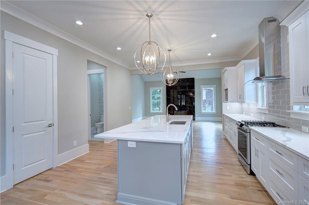 708 Beacon Knoll Lane Fort Mill, SC 29708 - Photo 8 of 31