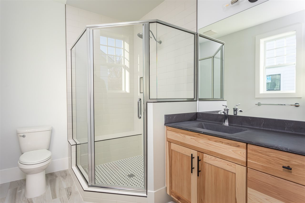 102 West Whitaker Mill Road Raleigh, NC 27608 - Photo 21 of 24 Photo 21
