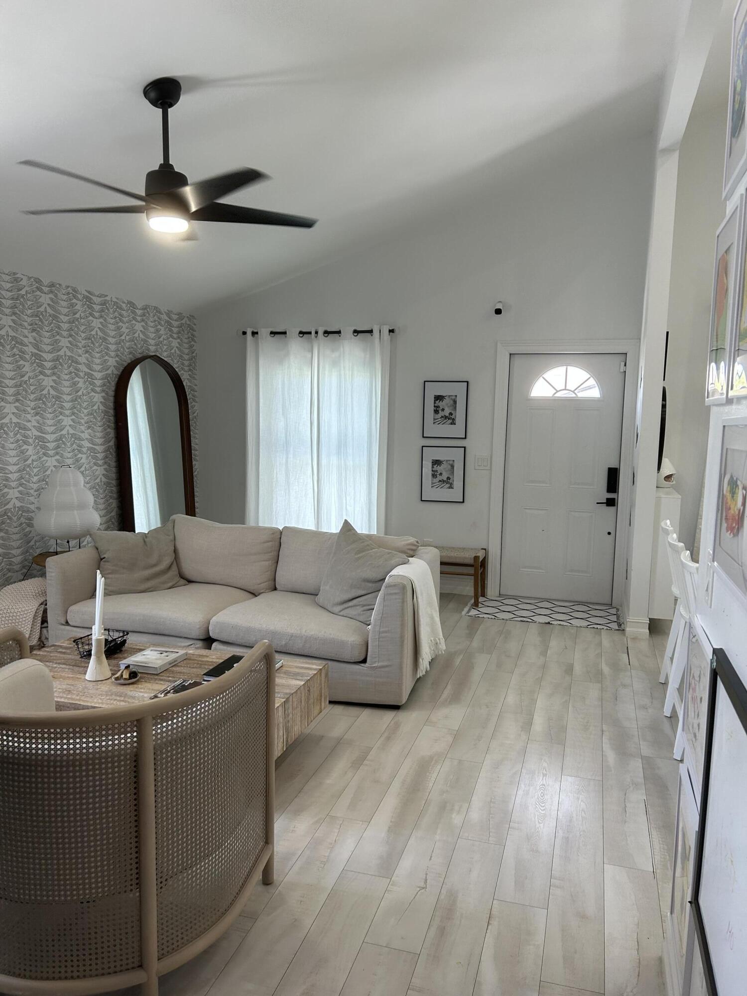 8364 Garden Gate Place Boca Raton, FL 33433 - Photo 8 of 31 IMG-1831