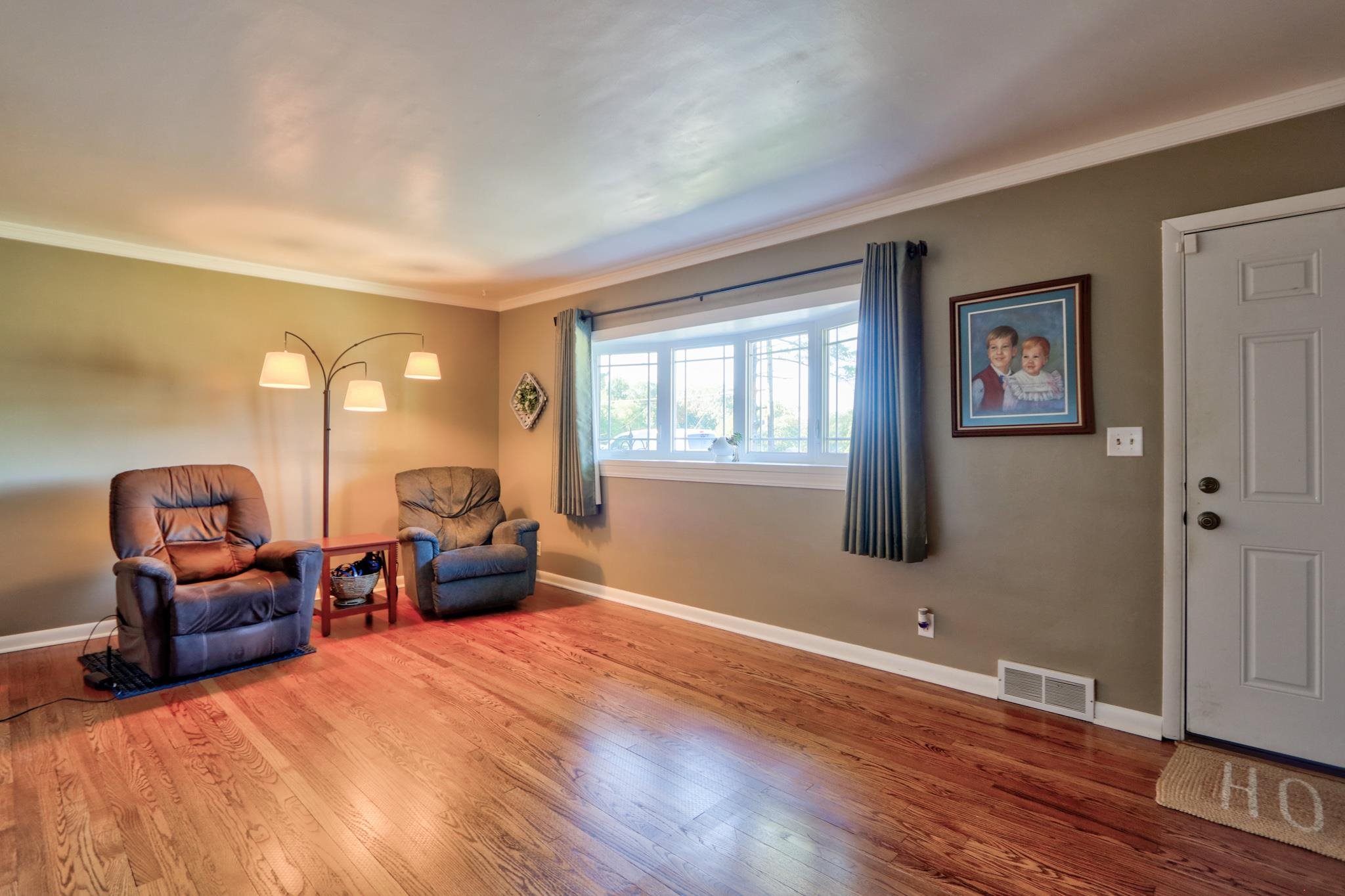 3401 North Red Bank Road Evansville, IN 47720 - Photo 3 of 32 Gallery Image 3