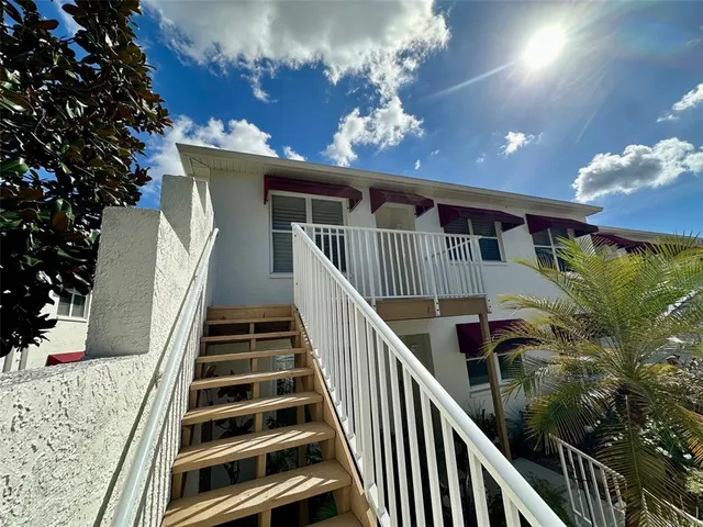 $2,500 | 1420 Water View Drive West, Unit 201, Largo, FL 33771