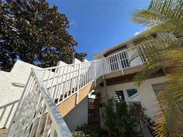 $2,500 | 1420 Water View Drive West, Unit 201, Largo, FL 33771