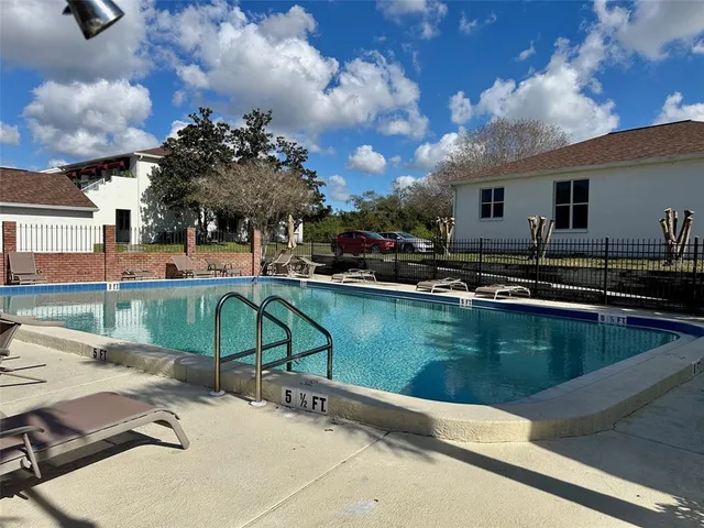$2,500 | 1420 Water View Drive West, Unit 201, Largo, FL 33771