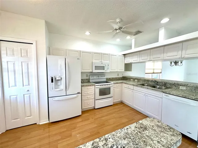 $2,500 | 1420 Water View Drive West, Unit 201, Largo, FL 33771