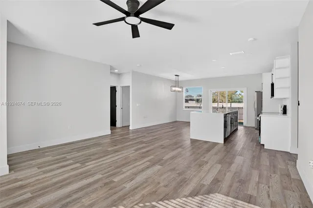 $2,100 | 710 Bedford Point Avenue, Lehigh Acres, FL 33974