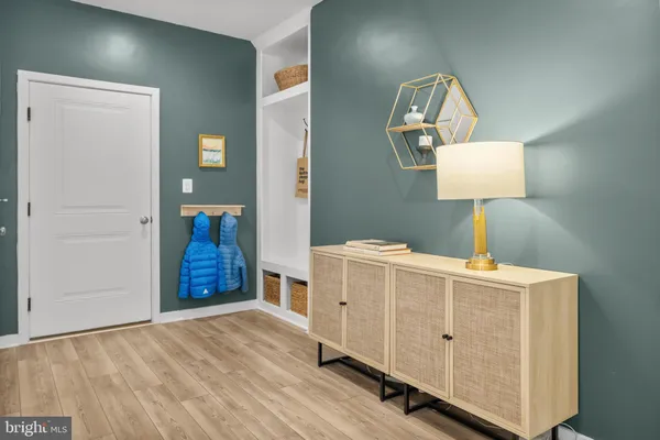 $4,500 | 42338 Nelsonville Terrace, Brambleton, VA 20148