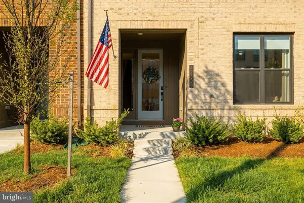 $4,500 | 42338 Nelsonville Terrace, Brambleton, VA 20148