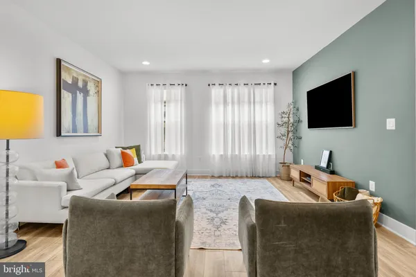 $4,500 | 42338 Nelsonville Terrace, Brambleton, VA 20148