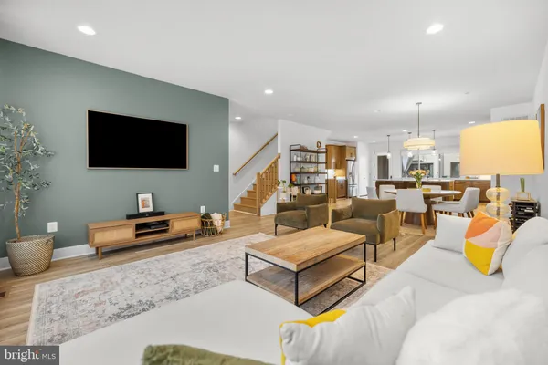 $4,500 | 42338 Nelsonville Terrace, Brambleton, VA 20148