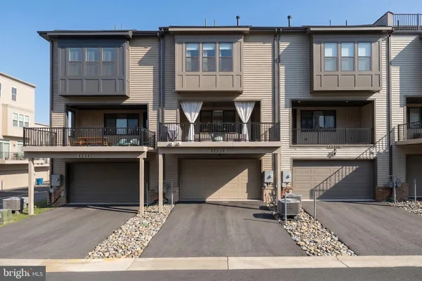 $4,500 | 42338 Nelsonville Terrace, Brambleton, VA 20148