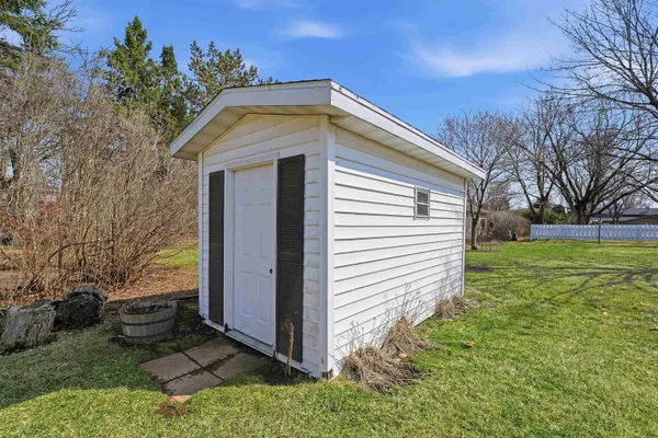 $349,900 | 1035 Meadow Lane, Fond du Lac, WI 54935