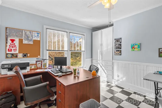 $300,000 | 1120 Davie Avenue, Statesville, NC 28677