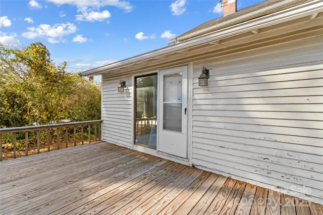 $300,000 | 1120 Davie Avenue, Statesville, NC 28677