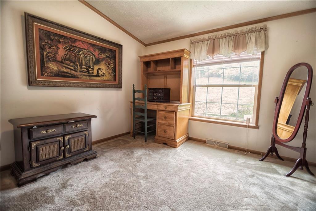 810 Harmony Road Pittsburgh, PA 15237 - Photo 12 of 16 Gallery Image 12