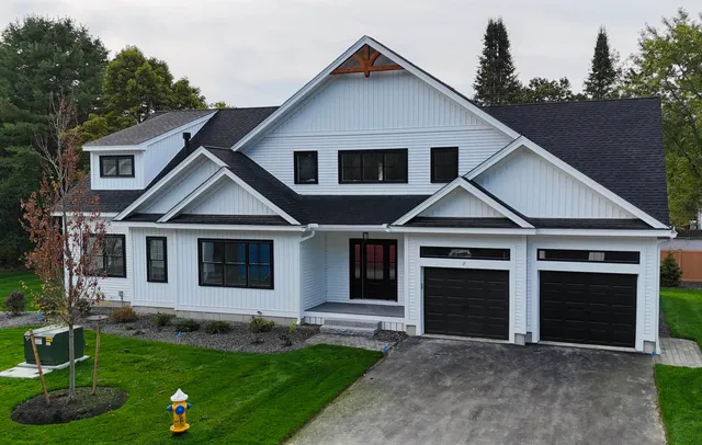 $1,389,999 | 15 Little River Road, Unit 4, Kingston, NH 03848