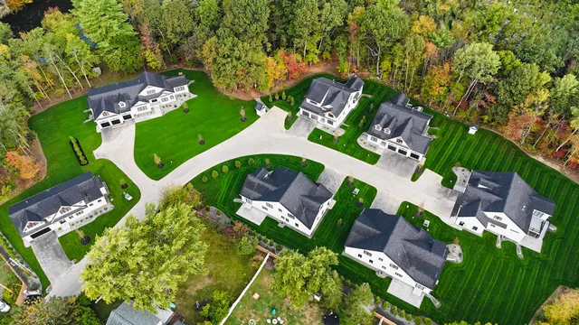 $1,389,999 | 15 Little River Road, Unit 4, Kingston, NH 03848