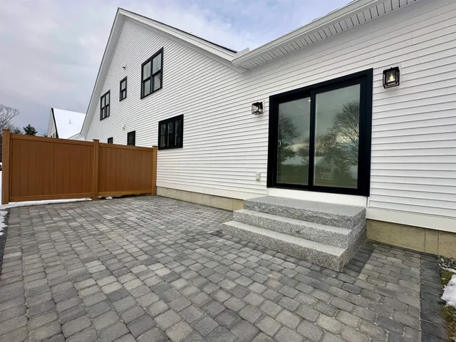 $1,389,999 | 15 Little River Road, Unit 4, Kingston, NH 03848