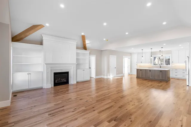 $1,389,999 | 15 Little River Road, Unit 4, Kingston, NH 03848