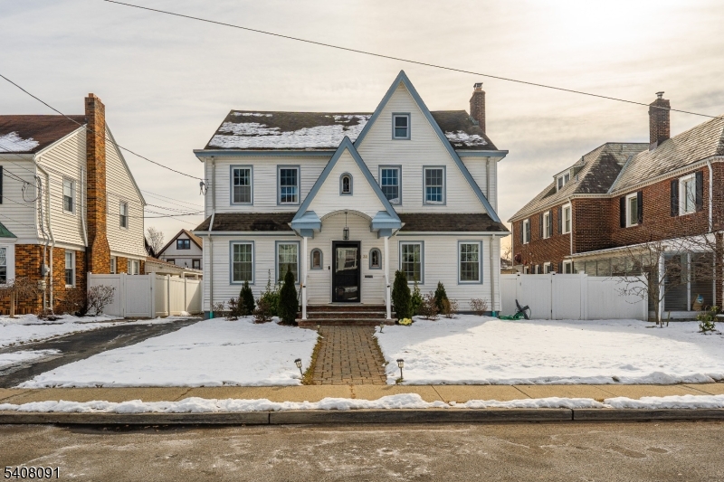 32 Barnard Place Elizabeth, NJ 07208 - Photo 1 of 35