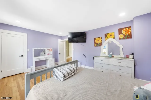 $790,000 | 32 Barnard Place, Elizabeth, NJ 07208