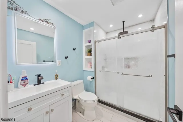 $790,000 | 32 Barnard Place, Elizabeth, NJ 07208