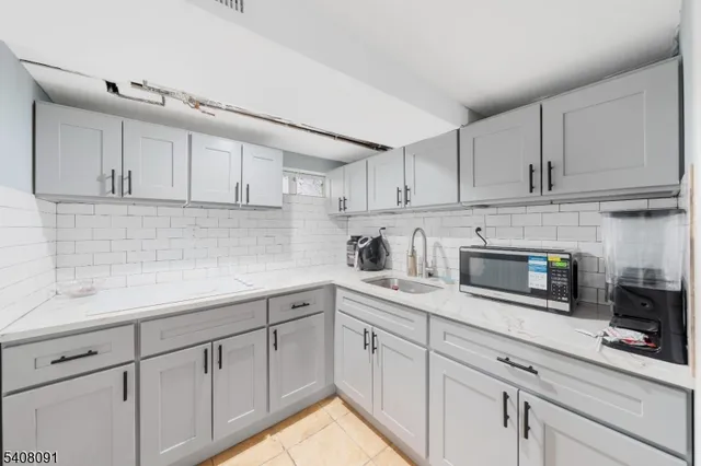 $790,000 | 32 Barnard Place, Elizabeth, NJ 07208