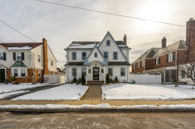 $790,000 | 32 Barnard Place, Elizabeth, NJ 07208