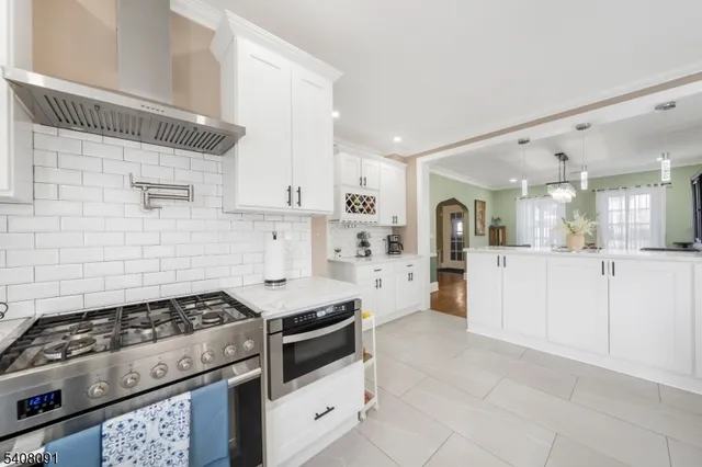 $790,000 | 32 Barnard Place, Elizabeth, NJ 07208