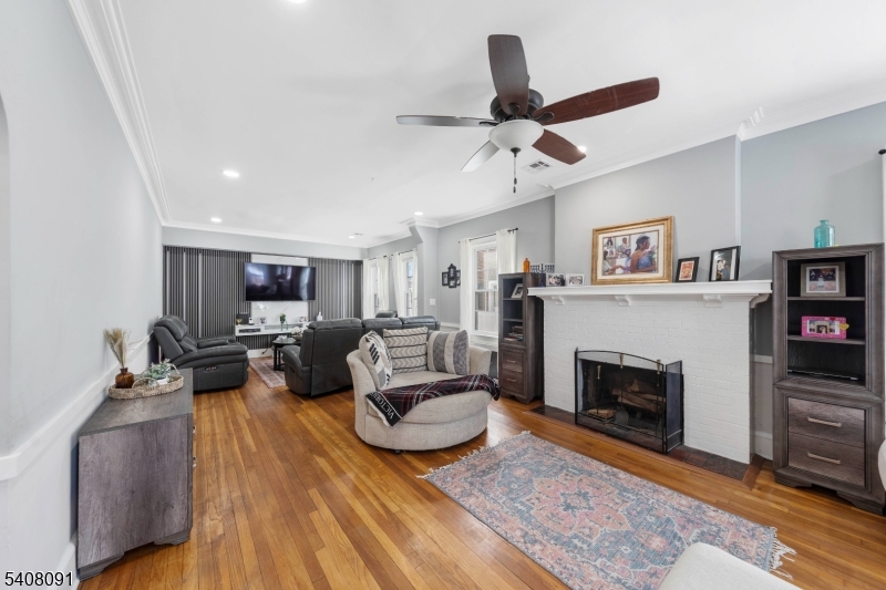 32 Barnard Place Elizabeth, NJ 07208 - Photo 7 of 35