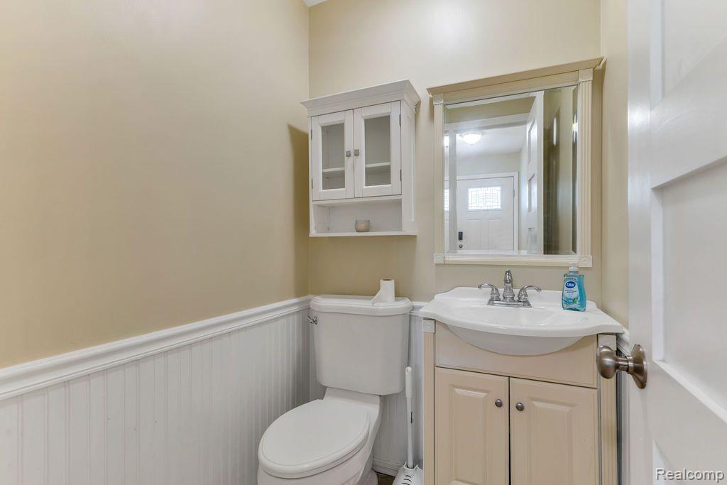 12520 Seymour Road Burt, MI 48417 - Photo 22 of 34 Gallery Image 22