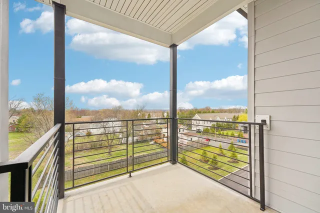 $2,060 | 2421 Bristol Road, Unit 1B203, Warrington, PA 18976