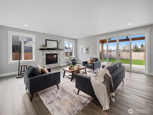 $925,000 | 123 South McNeely Street, Buckley, WA 98321