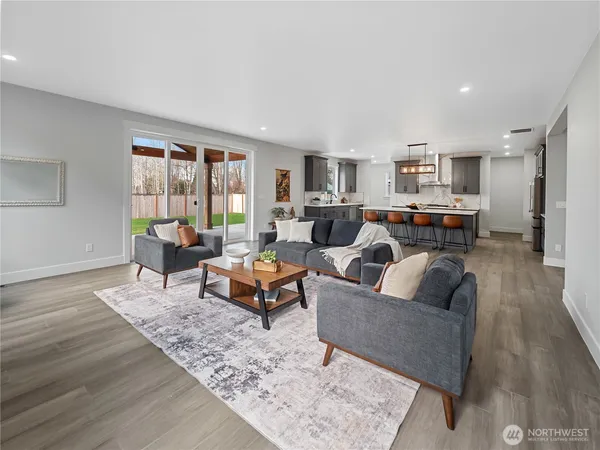 $925,000 | 123 South McNeely Street, Buckley, WA 98321